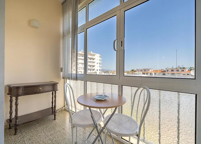 Near The Beaches #1922 Apartamento